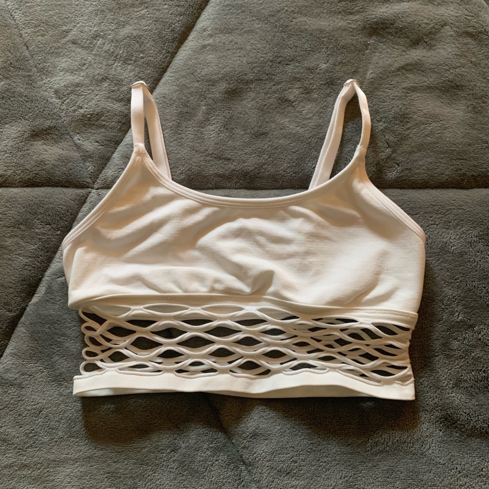 vs pink white bra